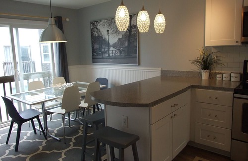 Dewey Beach Casa | 3 Dormitorio Casa de pueblo en el corazón de Playa de Dewey; relajarse y disfrutar de una gran casa