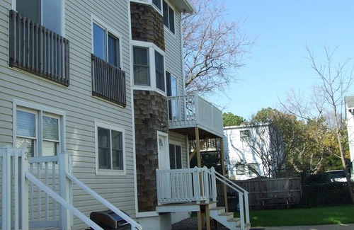 Dewey Beach Casa | 3 Dormitorio Casa de pueblo en el corazón de Playa de Dewey; relajarse y disfrutar de una gran casa