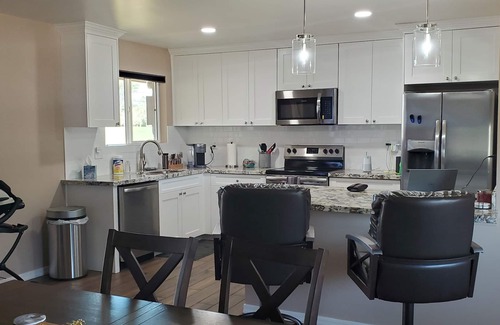 Sun City Casa | Relax & Enjoy the sun on the Covered Patio & Golf Course View