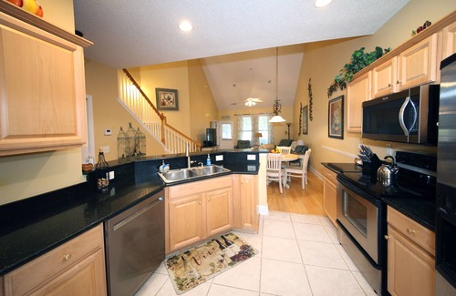 North Myrtle Beach Casa | Impresionante hogar lejos de casa! ¡Bienvenidos los golfistas! Pasos para la piscina Shuttle 2 Beach