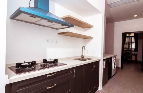 Masaki Casa | Relax in 2BR apartment w/wifi, gym & pool