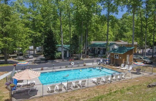 Gatlinburg - Pigeon Forge Casa | Relax in a Mountain Cabin in the Smokies, Gatlinburg