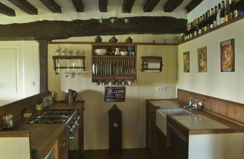 Saint-Vigor-des-Monts Casa | Relájese en la hermosa campiña de Normandía en un antiguo granero convertido.