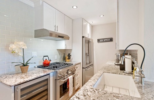 St. Helena Casa | Relax in St. Helena - Hot Tub, Vineyard Home, Game Room, Dedicated Work Space