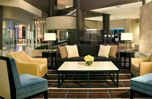 Arlington Casa | Relax in Style & Comfort! Onsite Dining & Pool