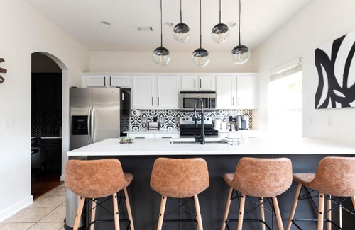 Hurwood Heights Casa | Relax in Style Near the Heart of Music City