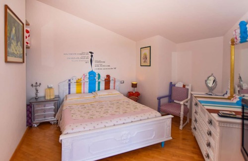 Avigliano Umbrio Apartamento | Alojamiento de 2 habitaciones en Avigliano Umbro