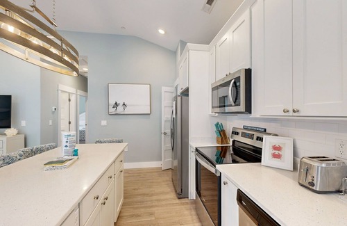 Corolla Light Condominio | Relax in this inviting condo with pool