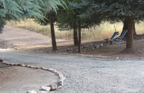 California Hot Springs Casa | ¡Tu propio bosque de pinos privado!