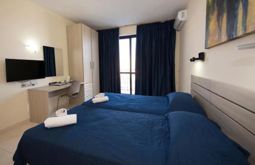 Qawra Hotel | Relax Inn Hotel