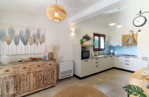 Eden Rock Casa | Relax with the whole family in this quiet and elegant accommodation