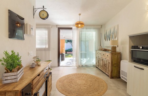 Eden Rock Casa | Relax with the whole family in this quiet and elegant accommodation