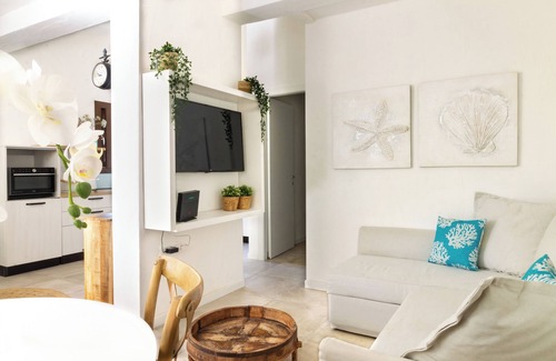 Eden Rock Casa | Relax with the whole family in this quiet and elegant accommodation