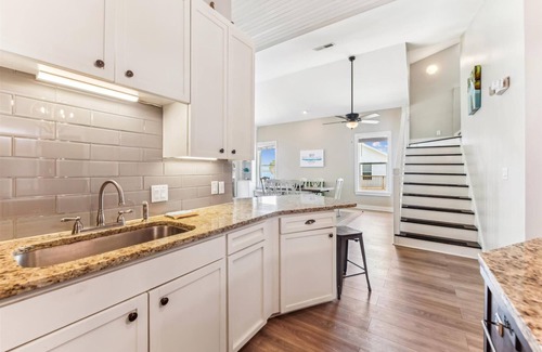 St. George Island Casa | RELAX ON THE GREAT DECK overlooking the Apalachicola Bay!