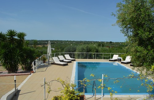 Castellana Grotte Villa | Serenidad, privacidad, piscina panorámica