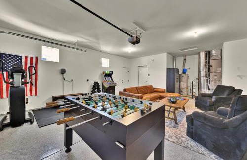 Meridian Casa | Relax Play Mineral Hot Tub, Arcade, Fire Pit Fun