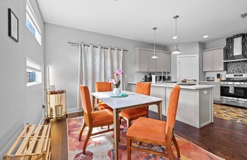 Highland Casa | Relax & Recharge - 3 BR in North Central Austin