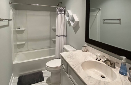 Charlotte Casa | Relax, Recharge, & Unwind |45 mins from Nashville | 20 minutes to Dickson