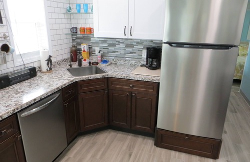 West Panama City Beach Cabaña | Relax,Refresh,Enjoy this 2 bedroom cottage 2 blocks to Beautiful Laguna Beach