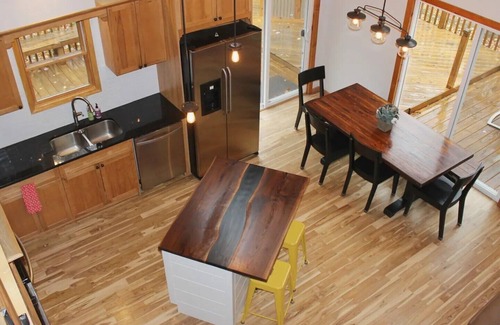 Mears Cabina | Relax, swim, dune, and explore the summer in Silver Lake!