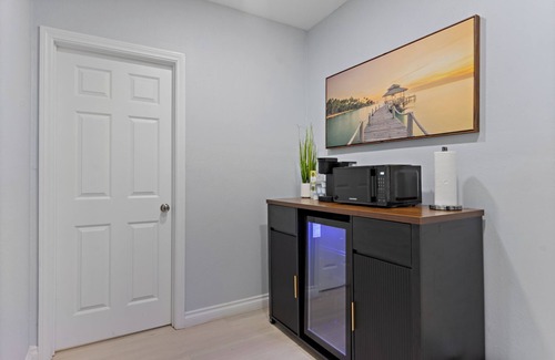 Paradise Hills Apartamento | Relax & Unwind - Cozy 1 BR w/Room for 5 Guests