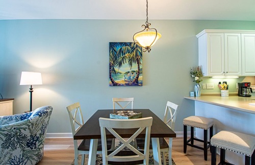 Southport Condominio | Relax & Unwind in Blue Haven!