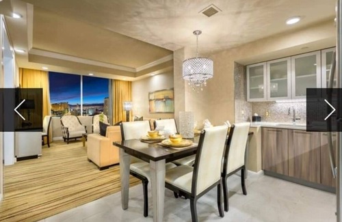 Las Vegas Complejo | Relax Unwind its Superbowl Time! 2-bedroom Suite