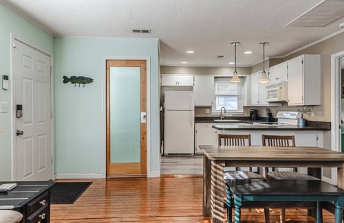 Ocean Isle Beach Casa | Sun, Sand & S’mores – Dog-Friendly OIB Stay