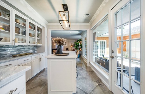 Lake Highlands Casa | Relax with Style 5BD/4.5BA Location and Amenities