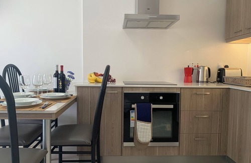 Għadira Apartamento | Relax with the whole family at this peaceful place to stay
