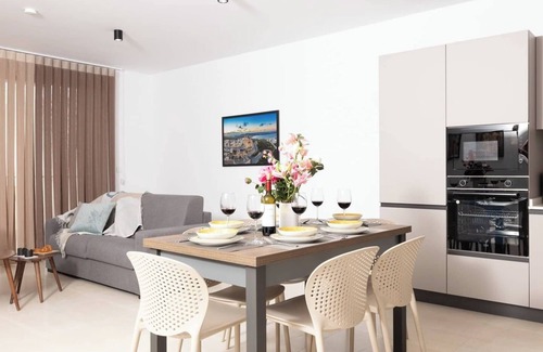 Mellieħa Heights Apartamento | Relax with the whole family at this peaceful place to stay