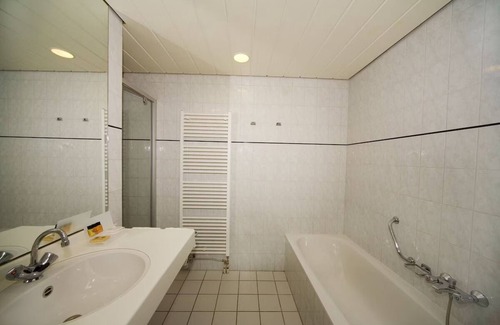 Renesse Hotel | Relaxation Awaits at Estate Room w/ Garden Views in Zeeland