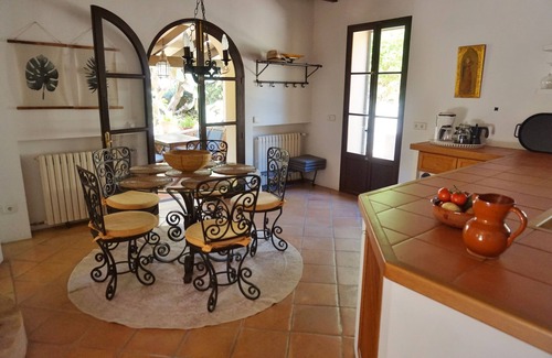 S'Arraco Casa | Relajación en el paisaje del jardín mediterráneo en la gran piscina privada