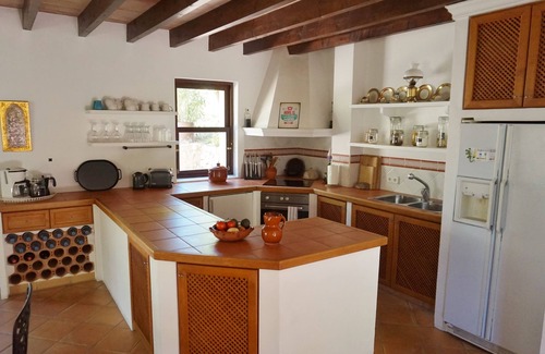 S'Arraco Casa | Relajación en el paisaje del jardín mediterráneo en la gran piscina privada