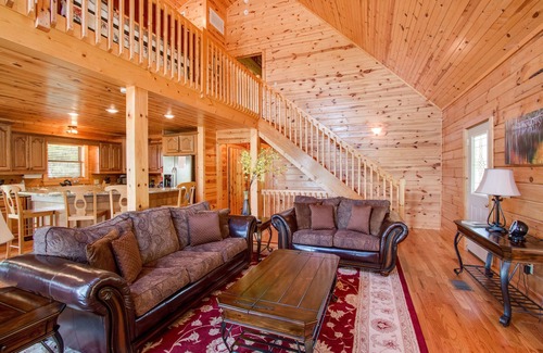 Silver Point Chalet De Esquí | ¡Por tranquilidad, entretenimiento y paz, este es el hogar!