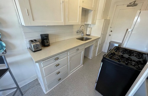 Fort MacArthur Apartamento | RelaxBeachPad Beachside Studio!Parking&Laundry