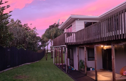 Ruakaka Apartamento | Relajado tranquilo hogar lejos de casa!