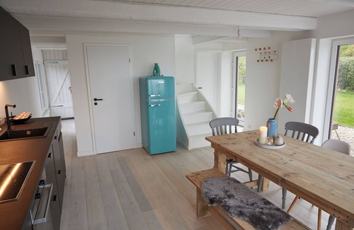 Borgwedel Casa | Relaxed vacation by the water: Holiday home Schuppen 23 for up to four people!
