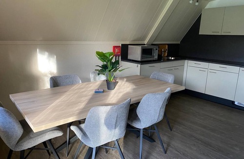 De Meene Casa | Relaxen in Mooi Vakantiehuis aan Visvijver! Huisdieren Welkom