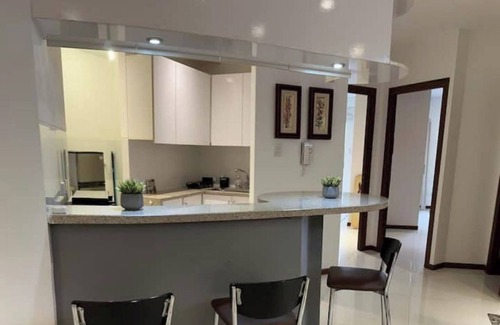 Santa Cruz Apartamento | Relaxing Stay with Pool and Park Views