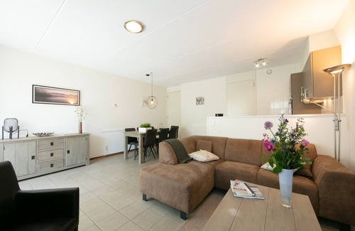 Rheezerveen Casa | Casa adosada con lavavajillas