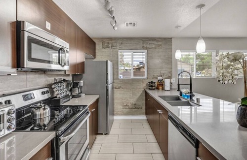 Rancho Oakey Apartamento | Modern Gem near Down Town