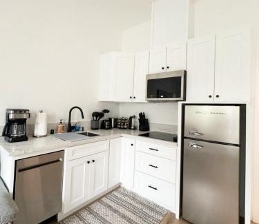 Calabasas Casa | Relaxing 2BR Escape in Trendy West LA - CM-CAL