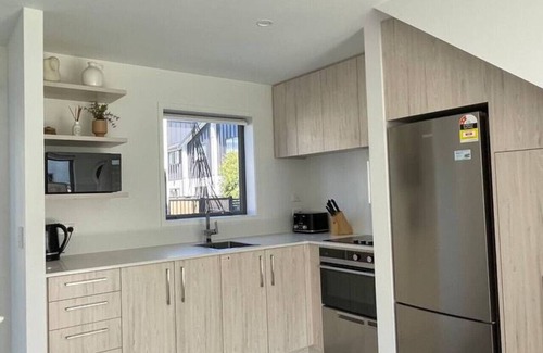 Upper Riccarton Casa | Relaxing 2BR House in Mohua Lane