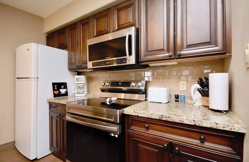 Oro-Medonte Condominio | Relaxing 2BR Retreat at Carriage Hills