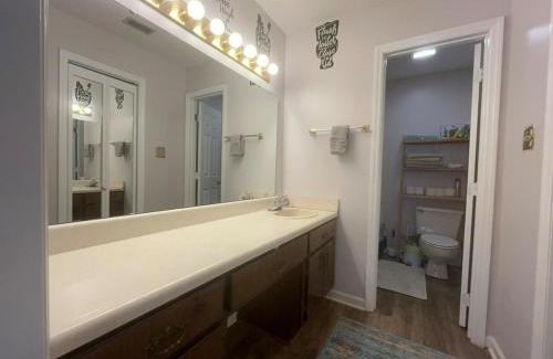 Valdosta Casa | Relaxing 3BR Home in Quiet Neighborhood near SGMC & I-75