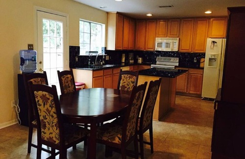 College Park Casa | Relajante casa de 4 dormitorios en The Woodlands