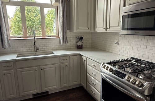 Sioux Falls Casa | Relaxing 4-bedroom Retreat with Cozy Patio in Sioux Falls & 2 full kitchens