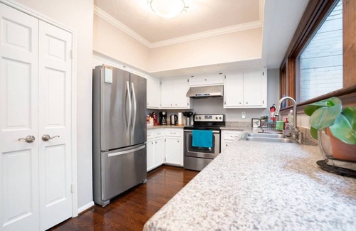 River Oaks Casa | Relajante Asian Courtyard House @ Prime Spot en River Oaks