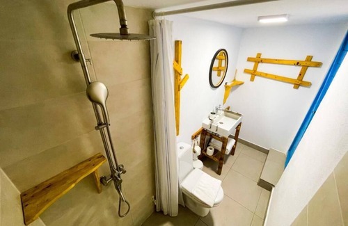 Plopul Cama Y Desayuno | Relaxing bed & breakfast retreat in Murighiol with modern amenities